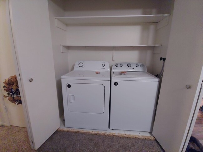 Photo - 351 W 200 S