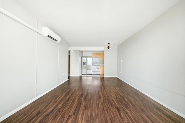 Photo - 1415 Victoria St