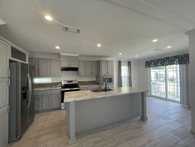 Photo - 13124 Lemon Ave