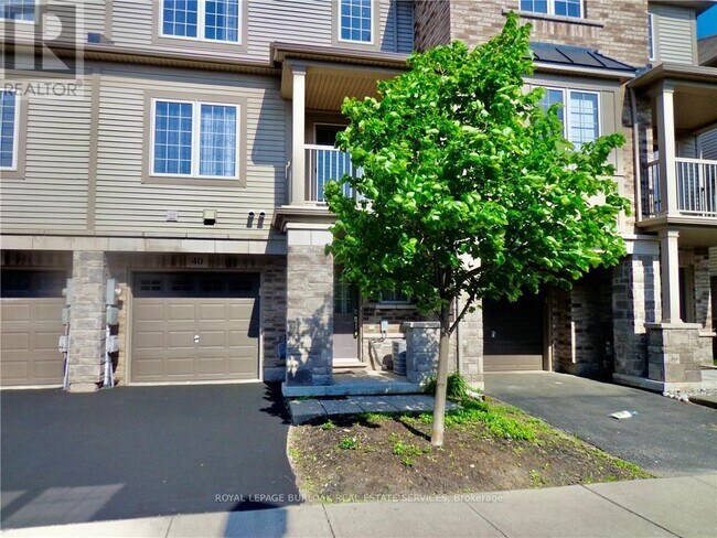 Photo - 541 Winston Rd