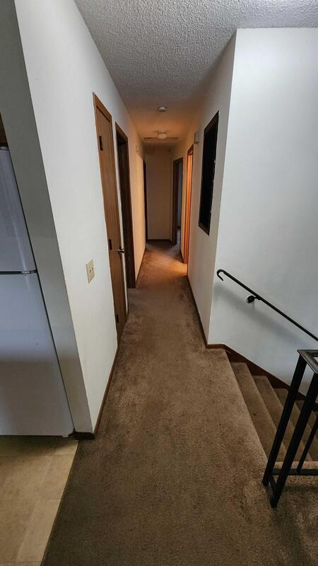 Photo - 916-918 SE 9th Ave