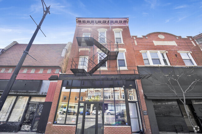 Building Photo - 2545 W North Ave Rental