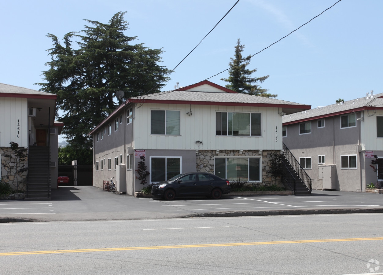 Magnolia Blvd Apartments - Magnolia Blvd Apartments