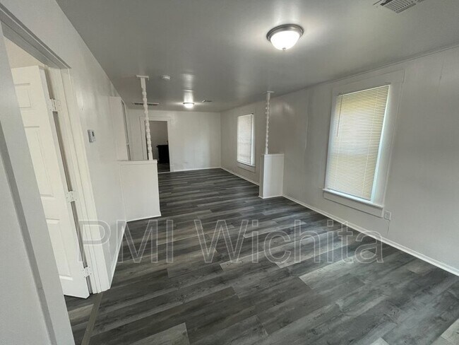 Photo - 2 Bedroom, 1 Bathrooms, newly renovated ho...