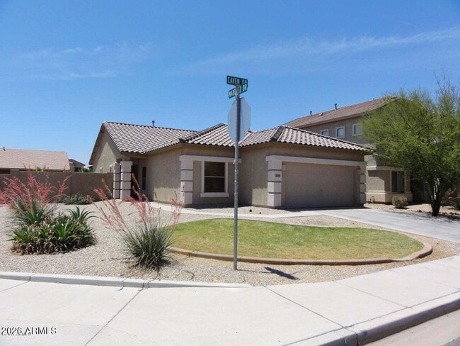Building Photo - 44215 Caven Dr