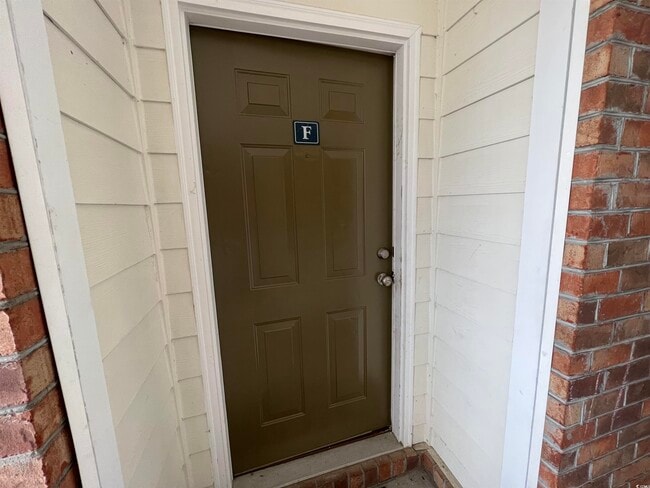 Photo - 2057 Silvercrest Dr