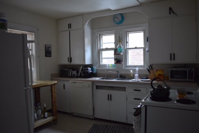 Photo - 107 Lathrop St