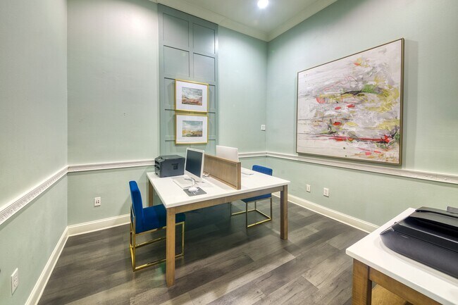 Photo - Courtney Station Apartments