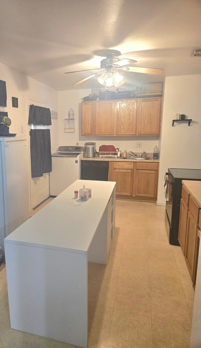 Photo - 3931 Flynn St House