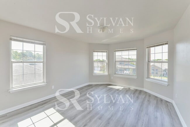 Photo - Come and live the good life in this beautiful 4 bedroom, 2 bathroom home