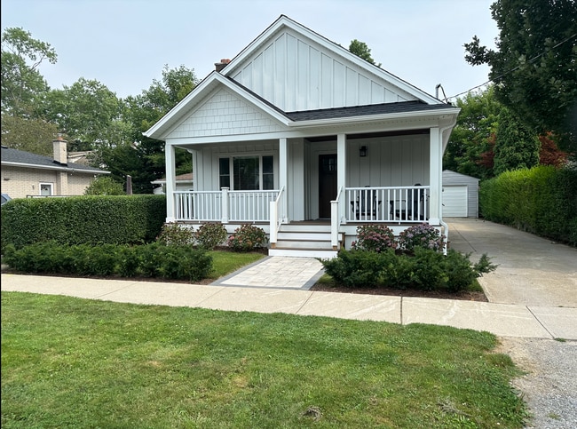 Building Photo - 31 Dalhousie Av