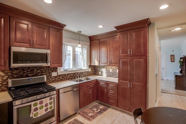 Photo - 15 Indiana Ave Unit #17