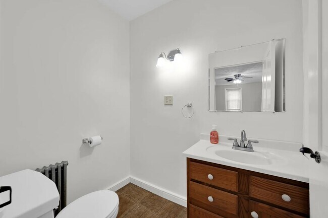 Photo - 709 Schaeffer Rd