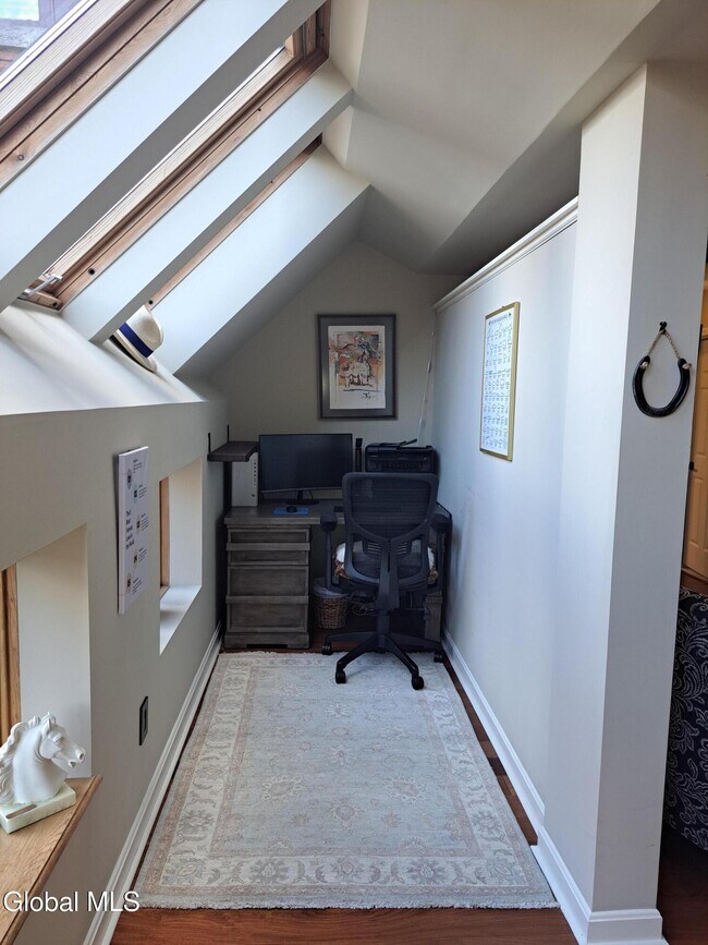 Photo - 106 Spring St Unit APT 8
