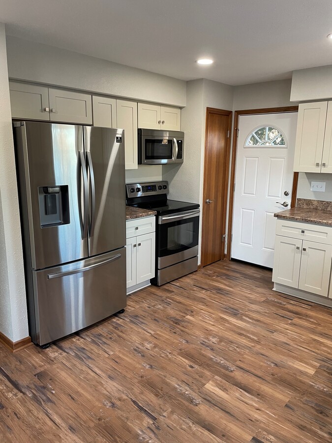 Kitchen - 1358 Josephine St Townhome