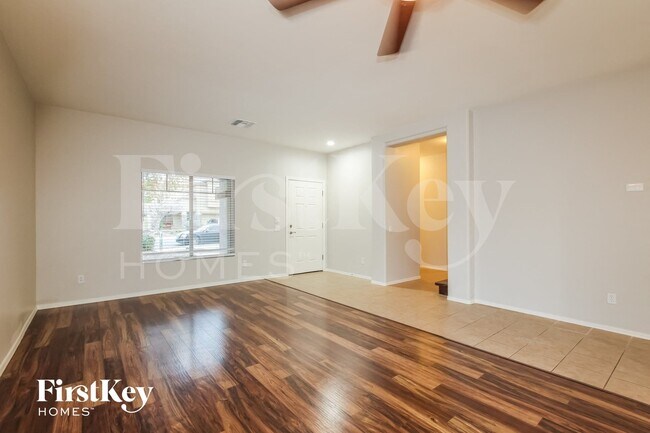 14210 W Mauna Loa Ln