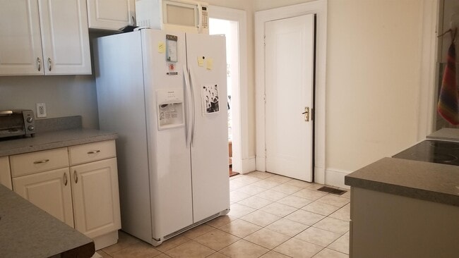 Photo - 402 E Victory Dr Unit 1