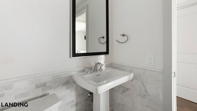 Photo - 777 Preston St Unidad 37D