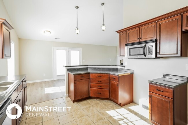 Photo - 1191 Bothwell Pl