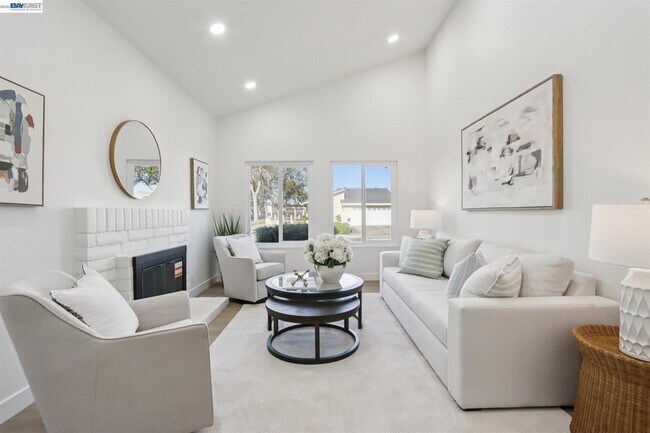 Photo - 3168 Courthouse Dr