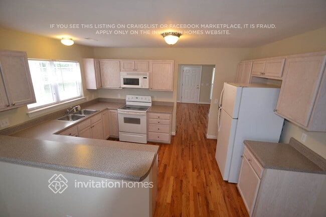 Photo - 1807 Chantilly Ln