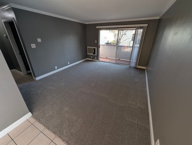 Photo - 2nd Floor Condo Available Now - Great Location!