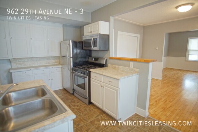 Photo - 962 29th Ave NE Unit 3