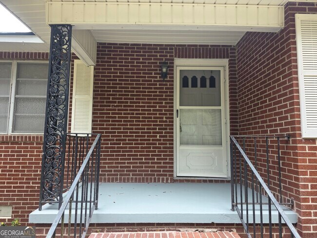 Photo - 583 Mill Pond Rd