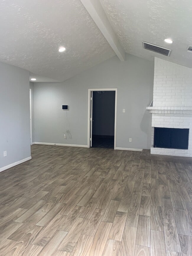 Photo - 3610 Mattingham Dr Casa