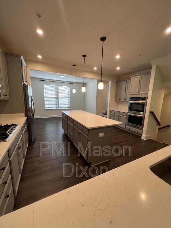 Photo - 9105 Fox Stream Way