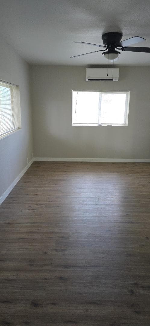 Photo - 1934 Worden Ave