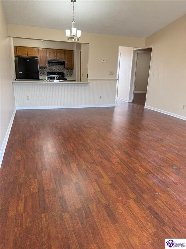 Photo - 512 Independence Ct