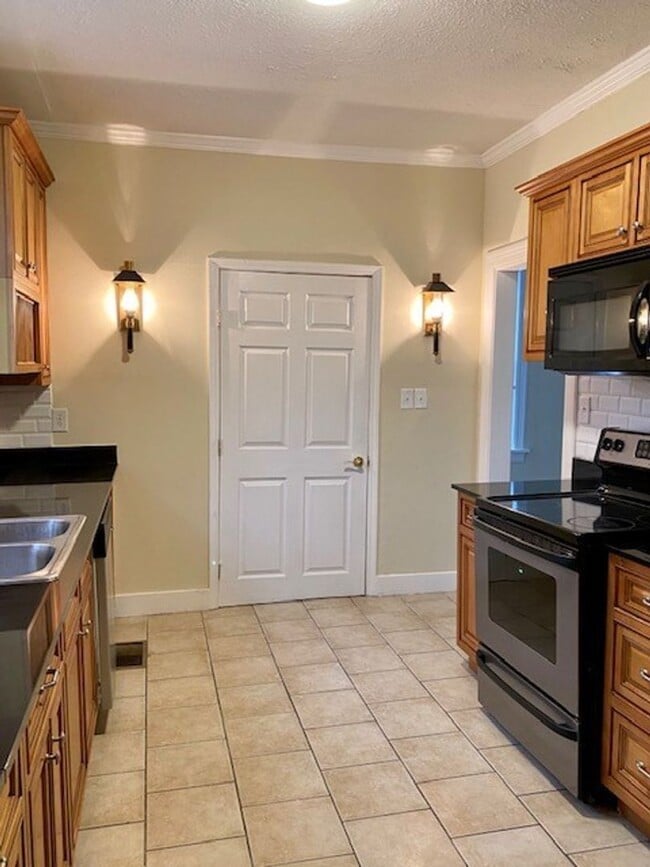 4005 N State St Unit 1