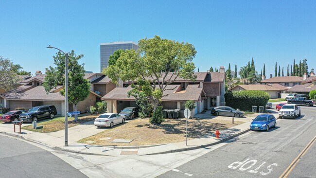 3440 W Park Balboa Ave