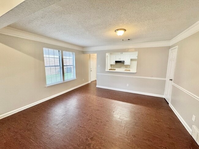 Photo - 5825 Plum Valley Dr