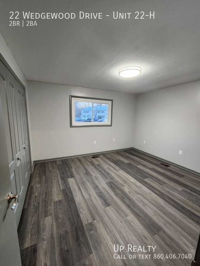 22 Wedgewood Dr Apartment Unit 22H Bloomfield, CT
