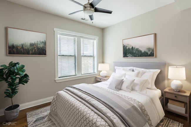 Photo - Catalpa 2507 W