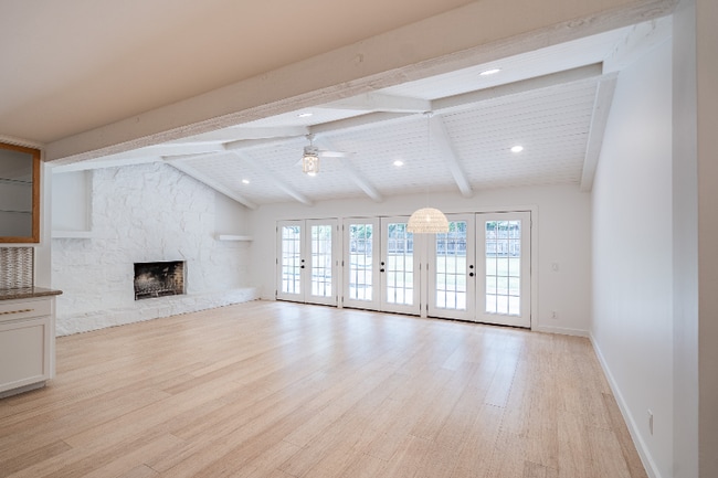 Photo - 2404 Monte Carlo Dr