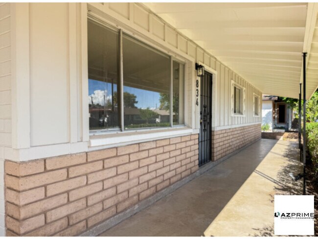 Photo - Charming 3/2 Tempe Home - Spacious and Ser...