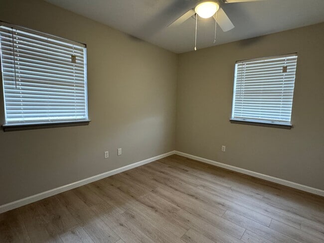 Photo - 1009 SE Alta Ln