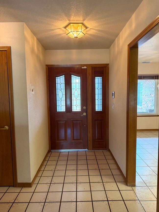 Photo - 5523 Freeman Cir