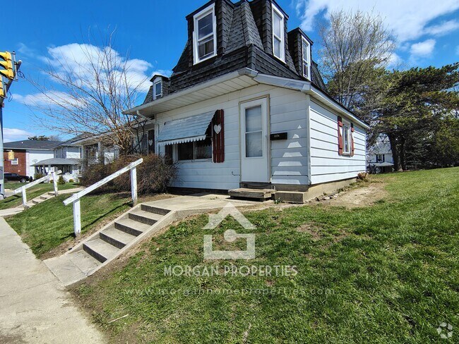 Building Photo - 317 N Harrison St Rental