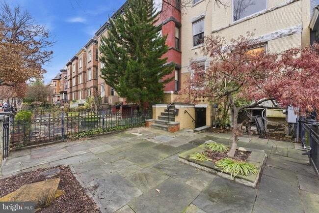 Photo - 1362 Irving St NW