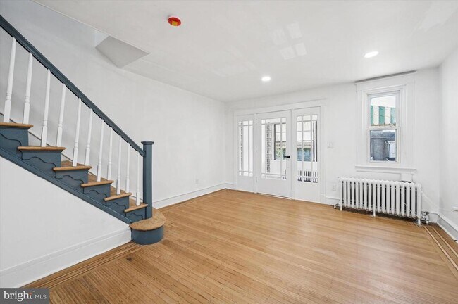 Photo - 703 N 66th St