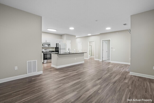 Photo - 5151 Foxtail Pine St