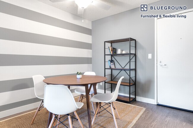 Photo - 1600 Taft Ave Unit FL5-ID32