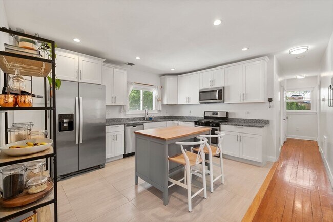 Photo - 62 Park Ave Unidad 2