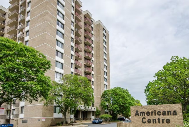 Building Photo - 4 Monroe St Unit 1111
