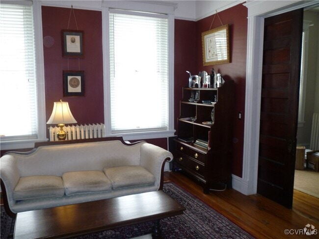 Building Photo - 1513 Porter St Rental