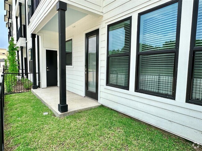 Building Photo - 3030 Greenbusch Rd Unit 219B Rental